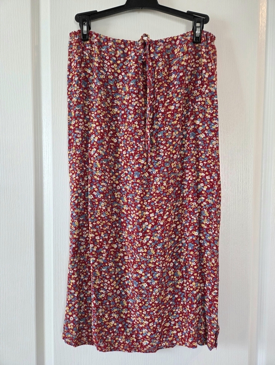 Moda International Dresses & Skirts - Moda International Early 2000s Red Floral Drawstring Midi Skirt